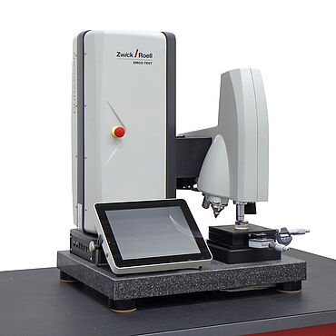Equipamentos de ensaio de dureza DuraScan: Durômetro conforme Vickers, micro-durômetro